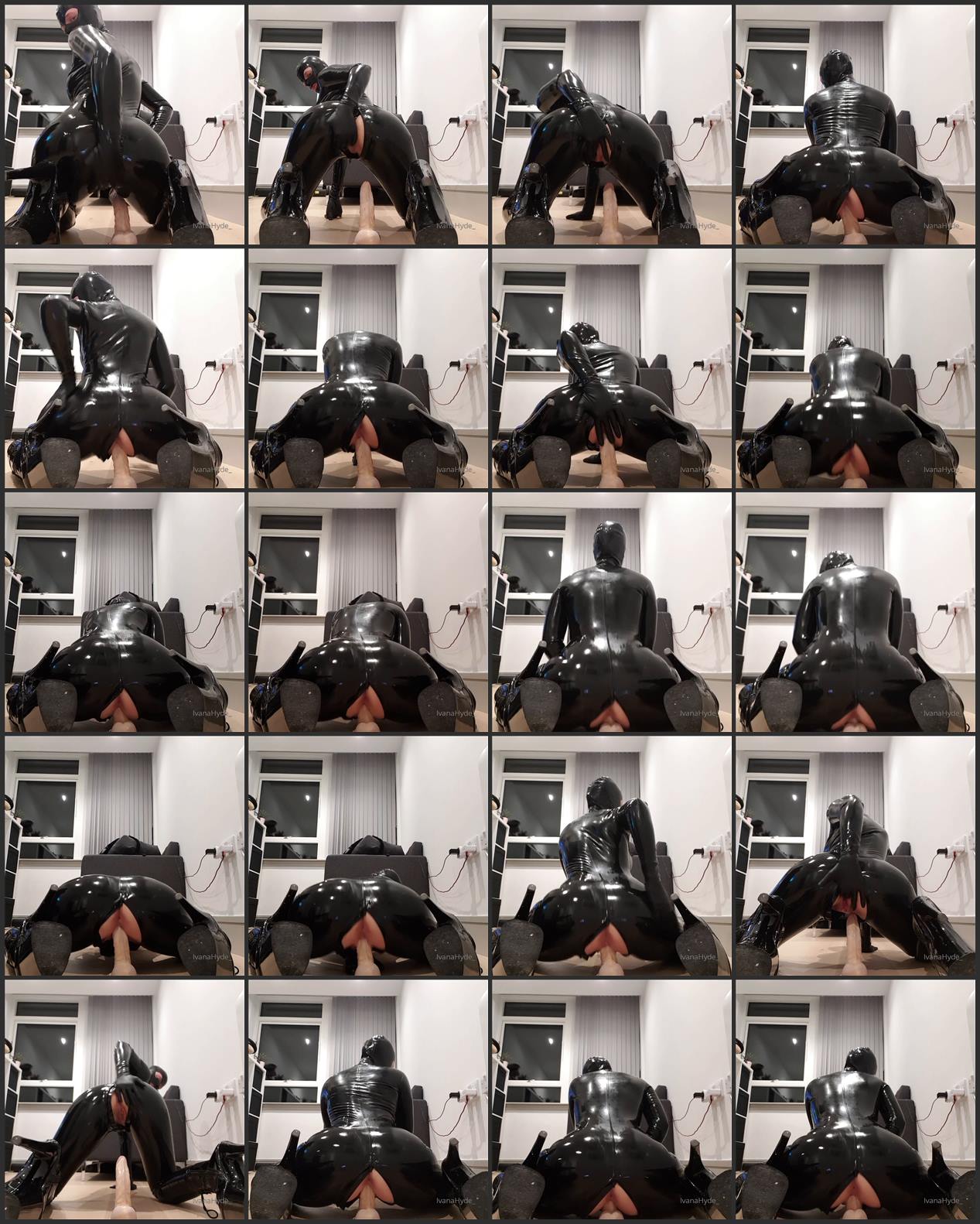 19-09-20 7060370 As heavily requested, FINALLY some heavy rubber cock riding ;) Moved into(..) 720x720.mp4.jpg
